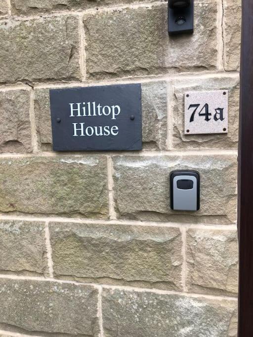 מטלוק Hilltop House Is A Welcoming 2 Bedroom Property מראה חיצוני תמונה